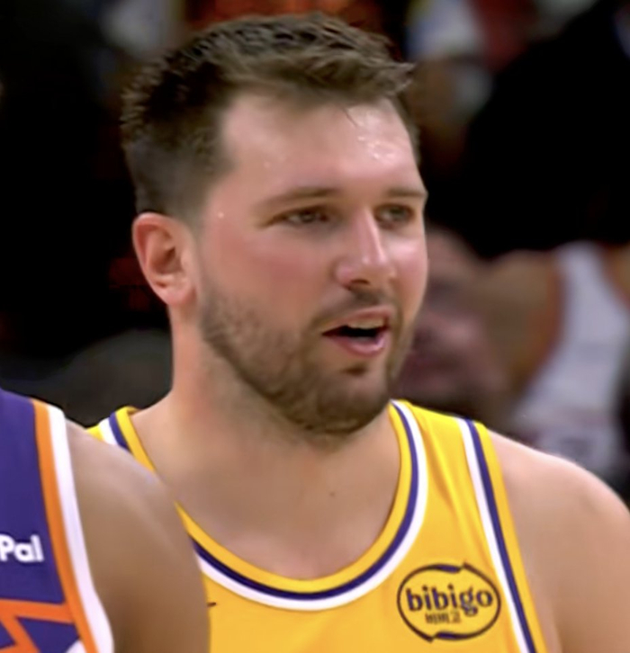 nba独行侠队东契奇